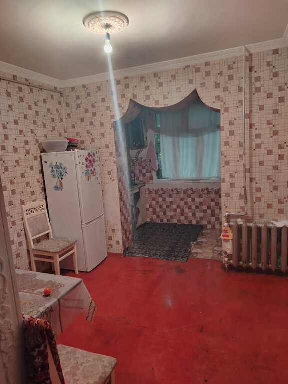 1870939