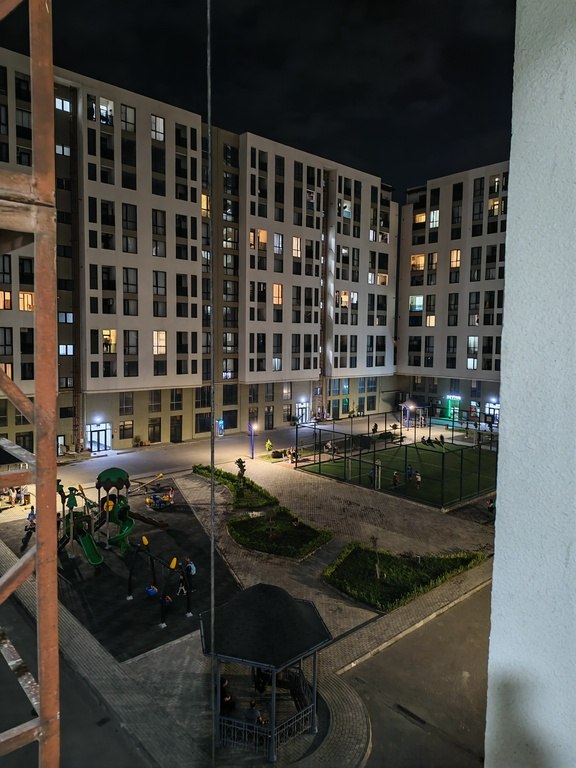 1874085
