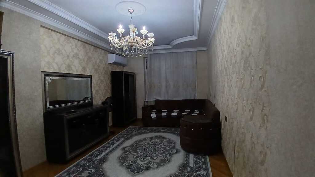 1876427