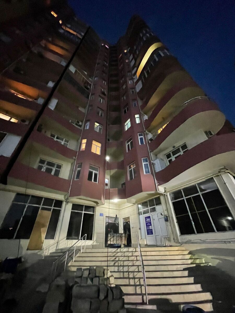 2061403