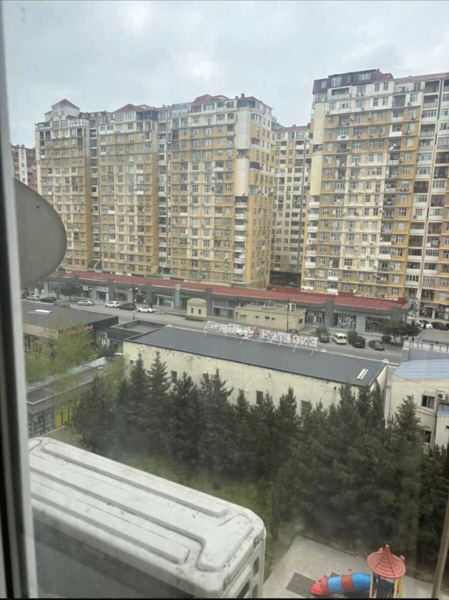 2063672