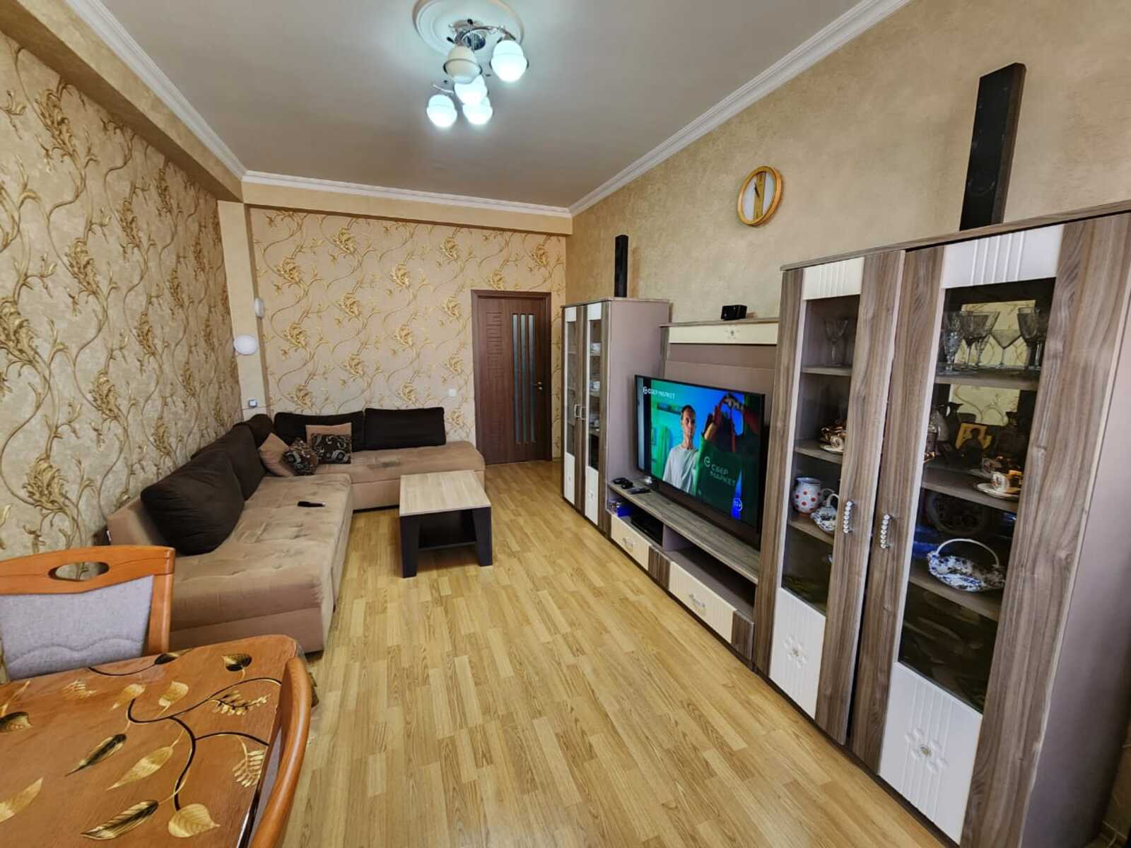 2065812