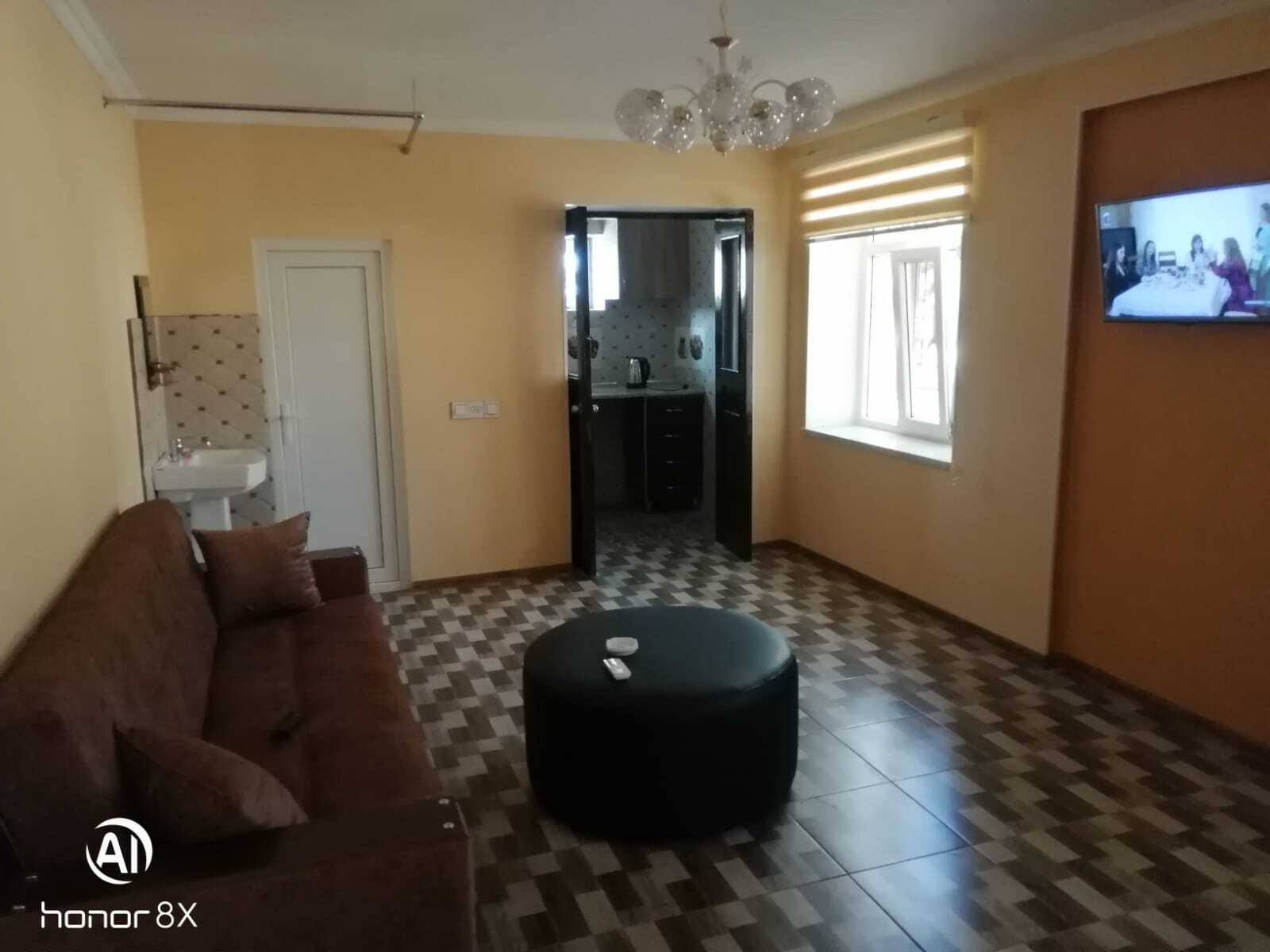 2075528