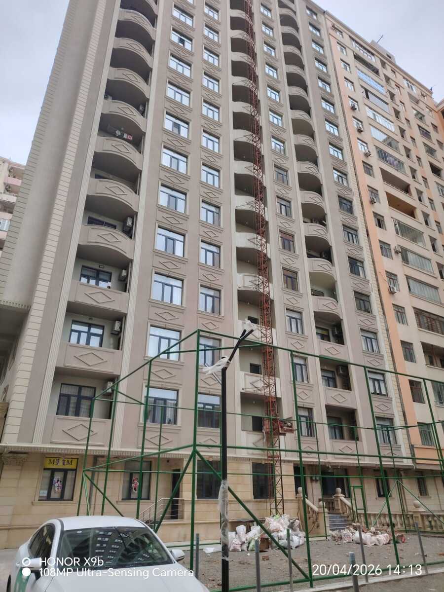 2075881