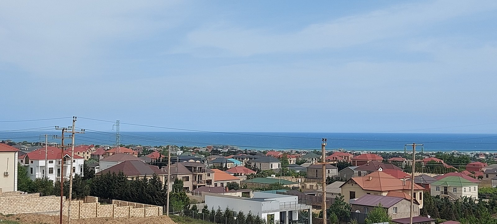 2080658